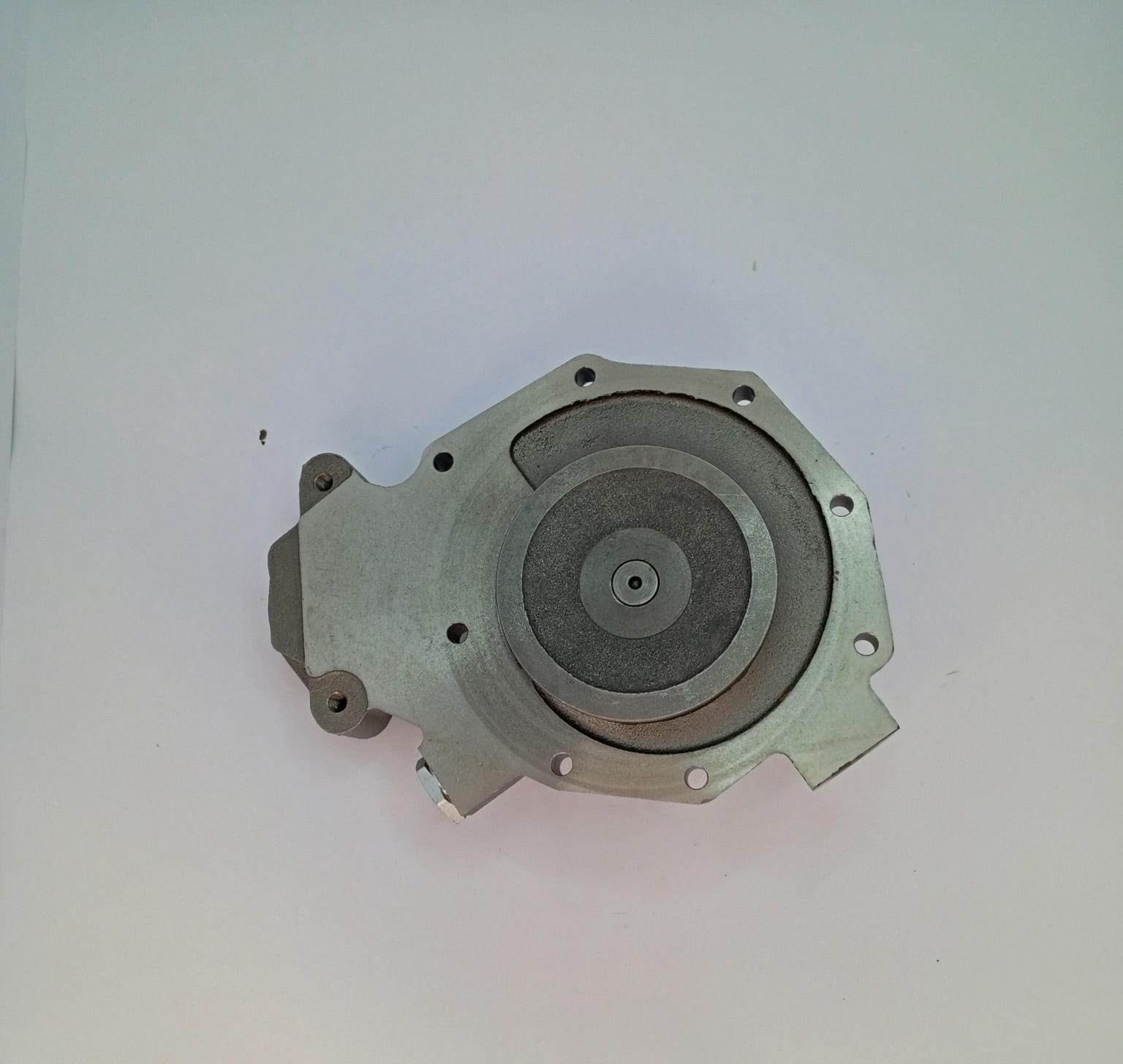 Z5424 - BOMBA DE AGUA - COLHEITADEIRA - JOHN DEERE: RE505980 / RE505981 / RE546906